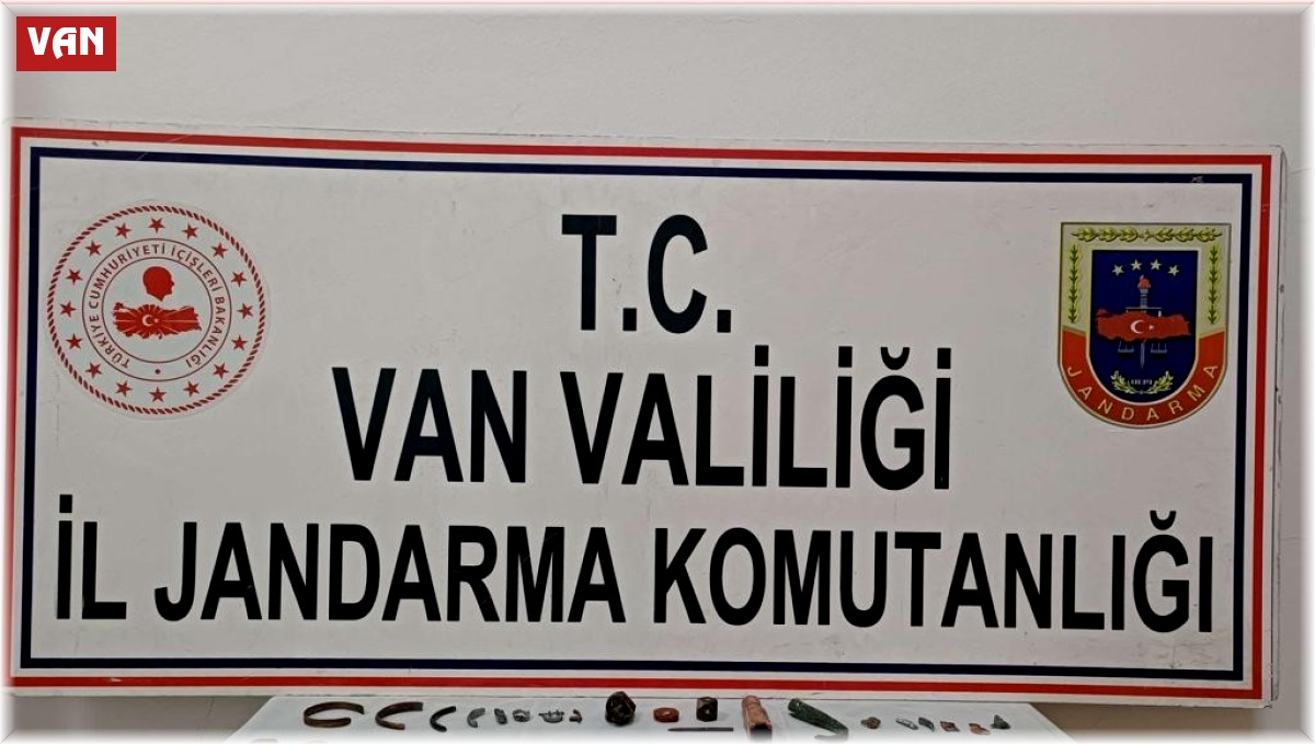 Van'da 85 adet sikke ve 22 adet obje ele geçirildi