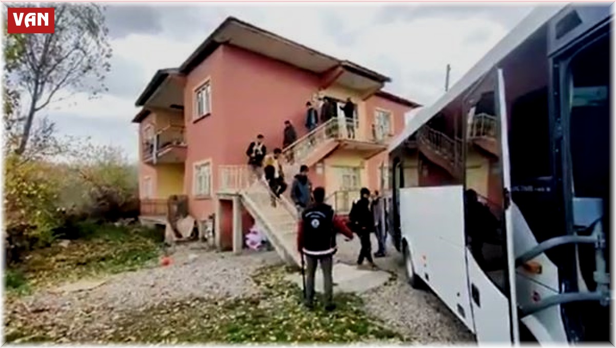 Van'da 9 organizatör tutuklandı