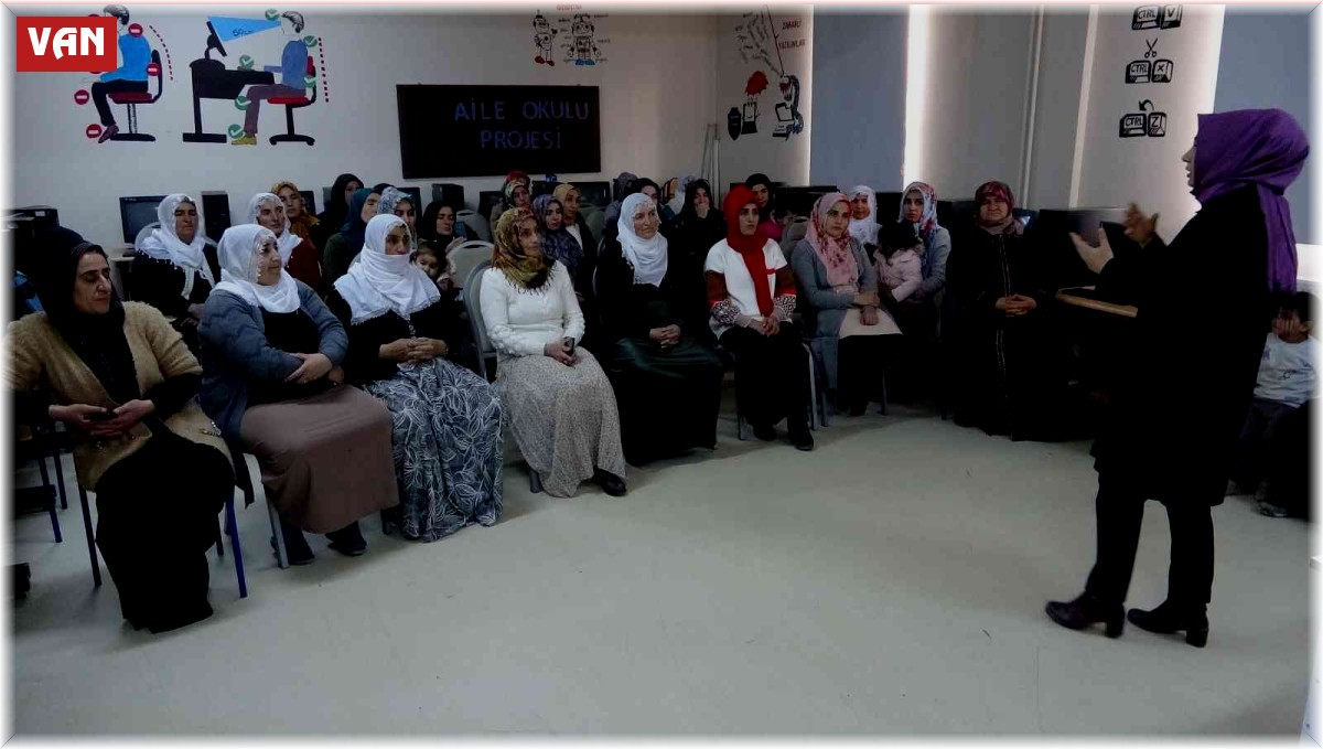 Van'da 'Aile Okulu Projesi'yle 21 bin veliye ulaşıldı