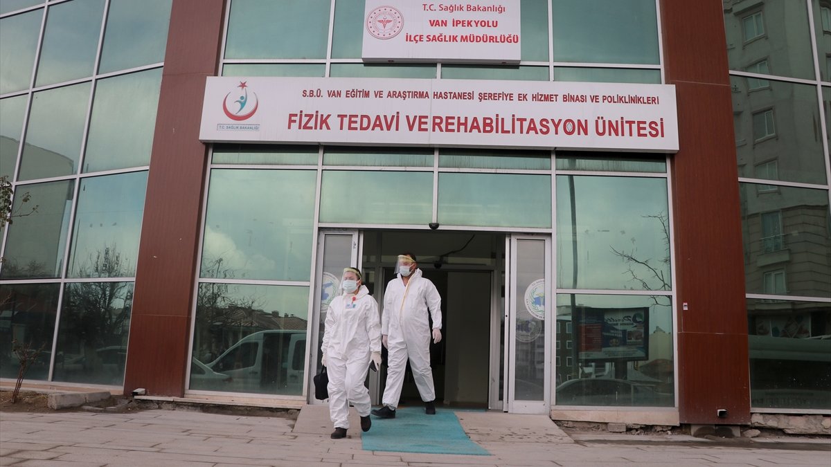 Van'da alınan önlemlerle Kovid-19 vaka sayısı en düşük seviyeye geriledi