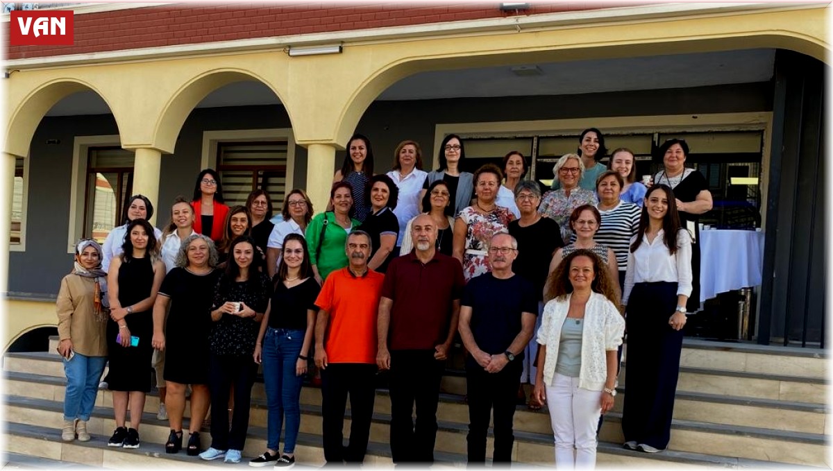 Van'da 'Alzheimerden Korunma ve Sağlıklı Yaş Alma' semineri