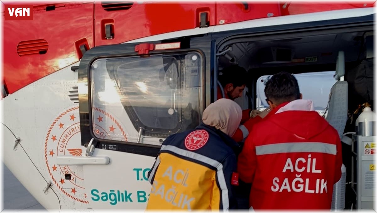 Van'da ambulans helikopter 58 yaşındaki hasta için havalandı