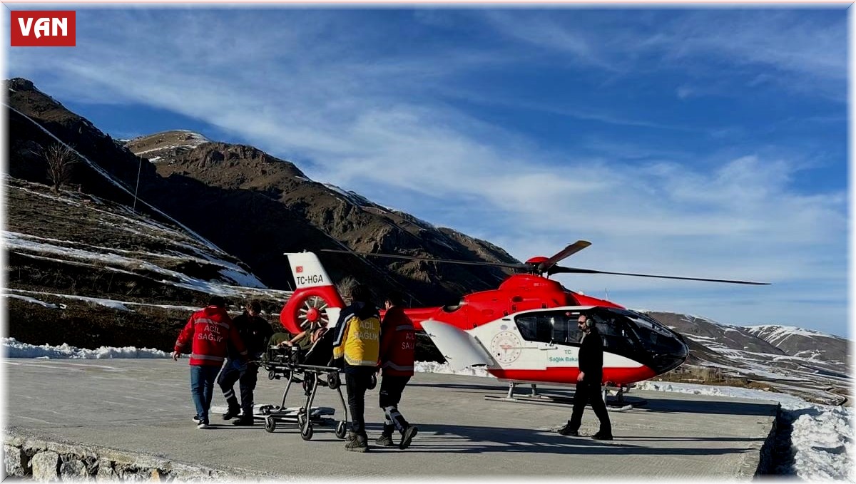 Van'da ambulans helikopter hamile kadın için havalandı