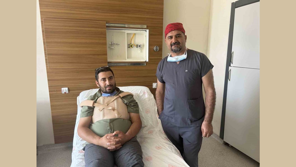 Van'da aort damarında genişleme olan hasta başarılı operasyonla hayata tutundu