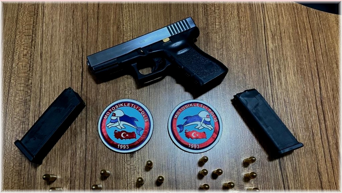 Van'da aranması bulunan 21 şahıs yakalandı