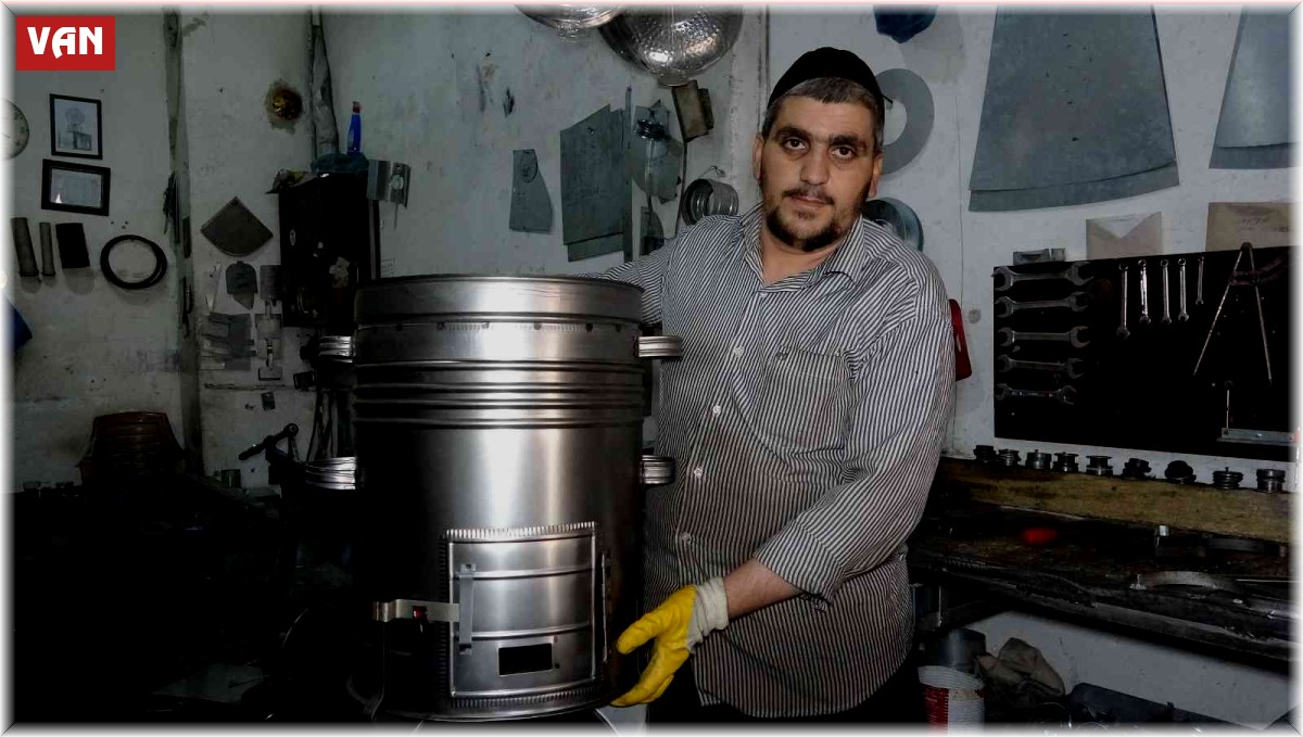 Van'da asırlık sobacılar çarşısında imalat hareketliliği