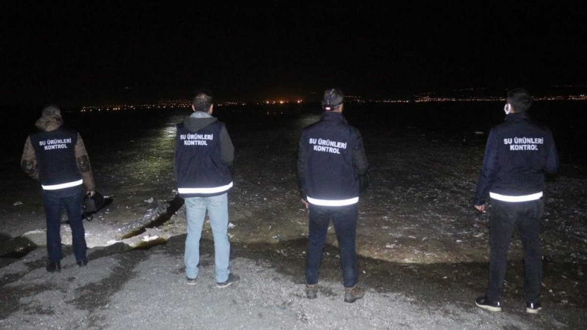 Van'da av yasağı sürecinde 110 ton inci kefali ele geçirildi