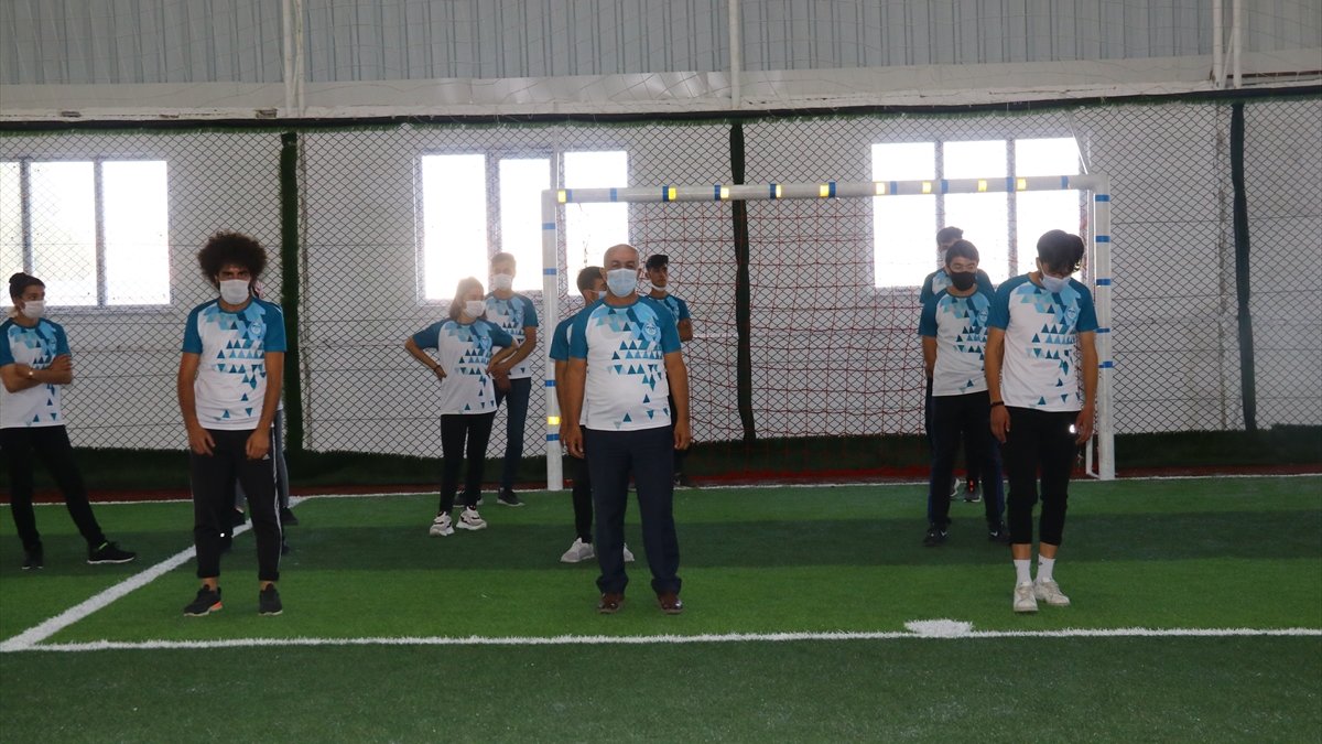 Van'da belediyenin açtığı kursa katılan 30 öğrenci üniversite hayaline kavuştu