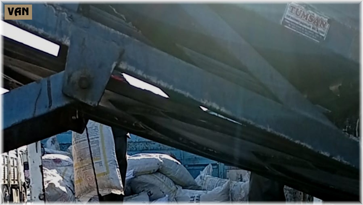 Van'da çalıntı 125 torba kömür ele geçirildi