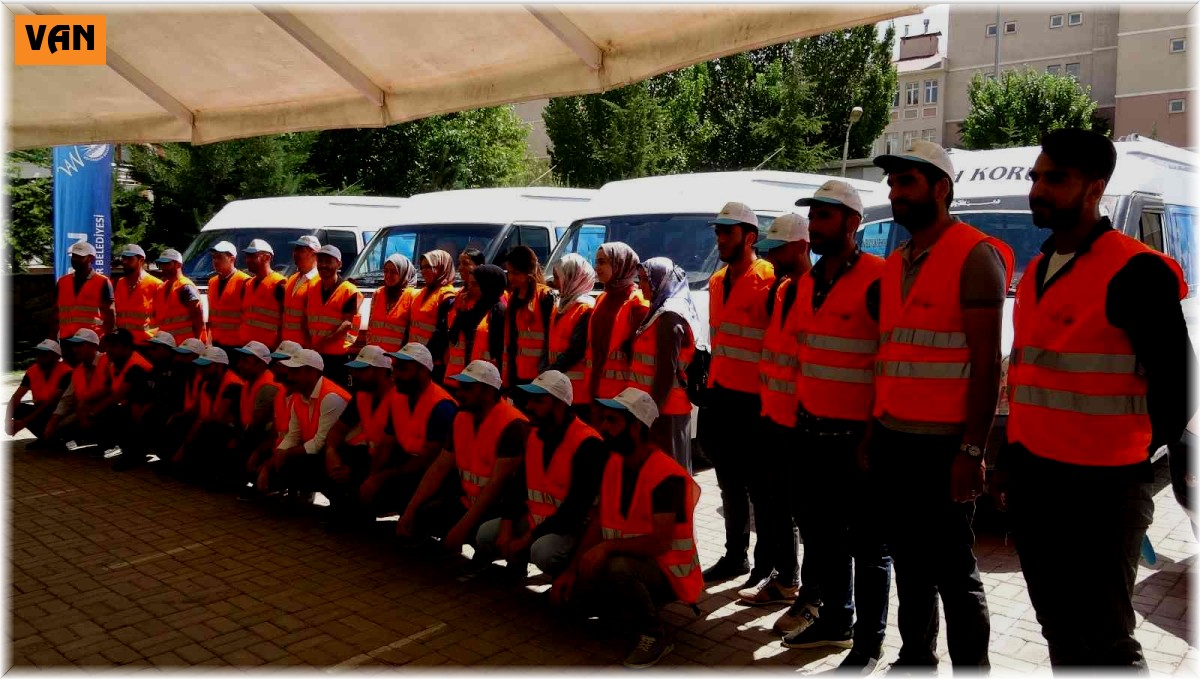 Van'da cami ve Kur'an kursları için temizlik ekibi oluşturuldu