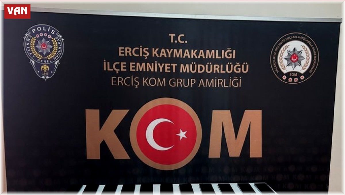 Van'da çok sayıda kaçak cep telefonu ele geçirildi