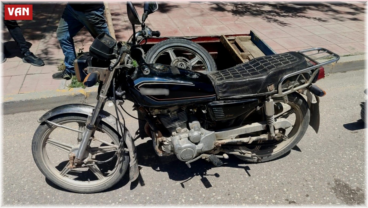 Van'da değişik suçlardan 14 kişi tutuklandı