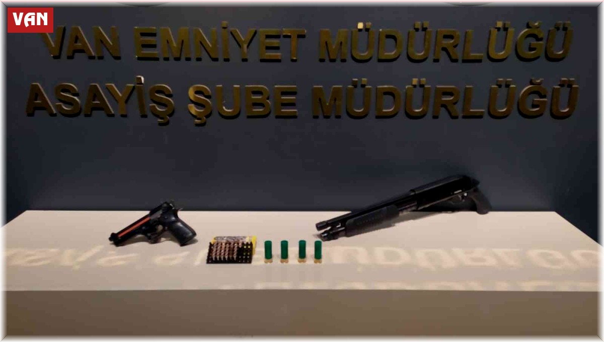 Van'da değişik suçlardan 21 kişi tutuklandı