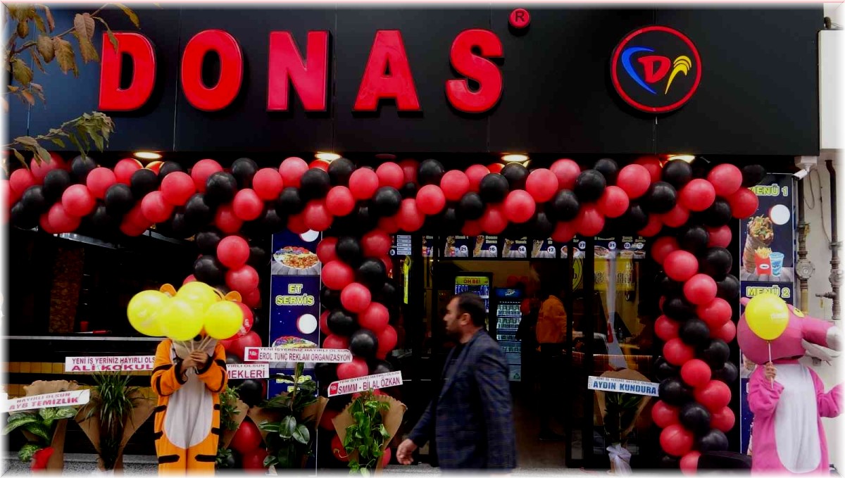 Van'da Donas ikinci şubesini açtı