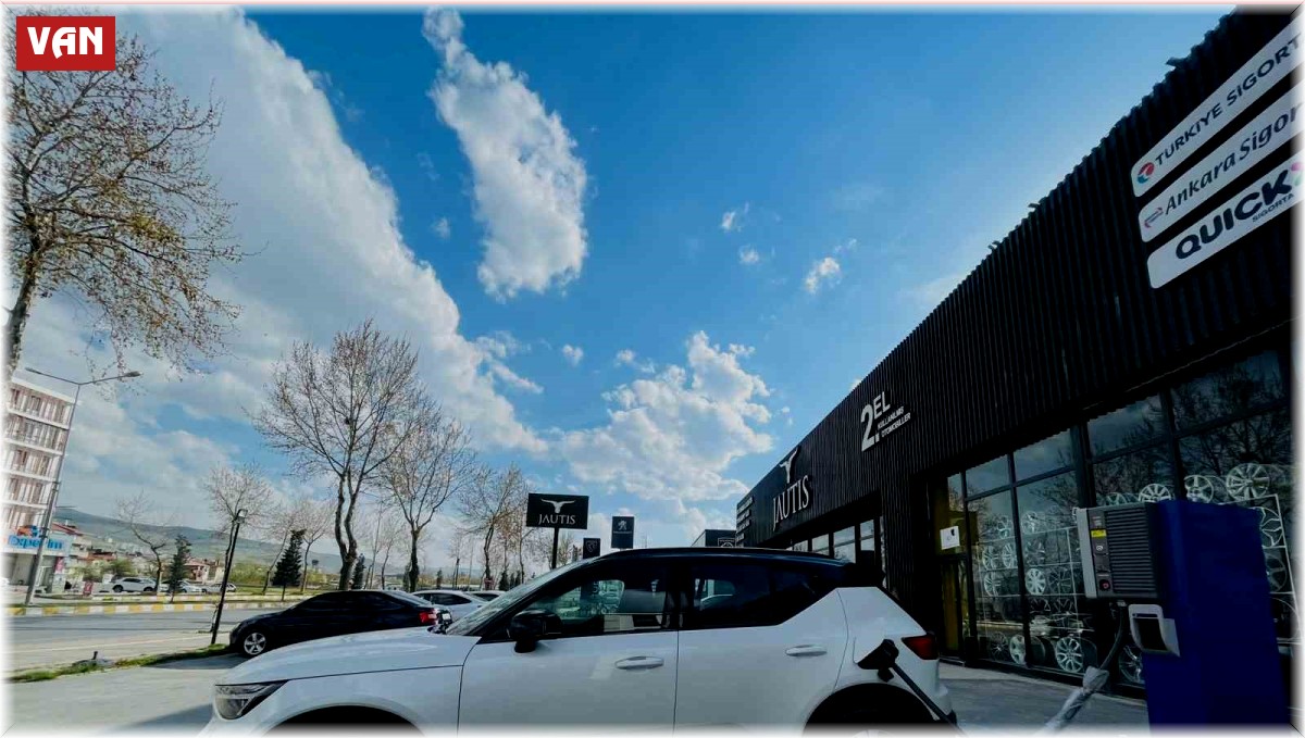 Van'da elektrikli arabalar için hızlı şarj istasyonu kuruldu