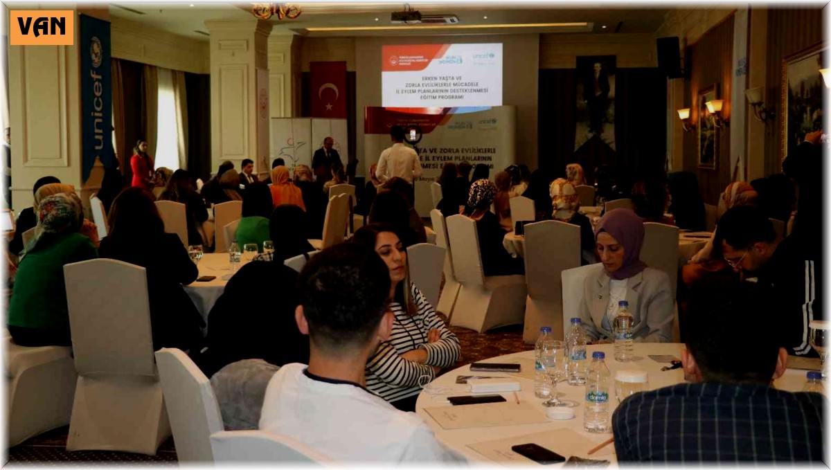 Van'da erken yaşta ve zorla evlilikler masaya yatırıldı