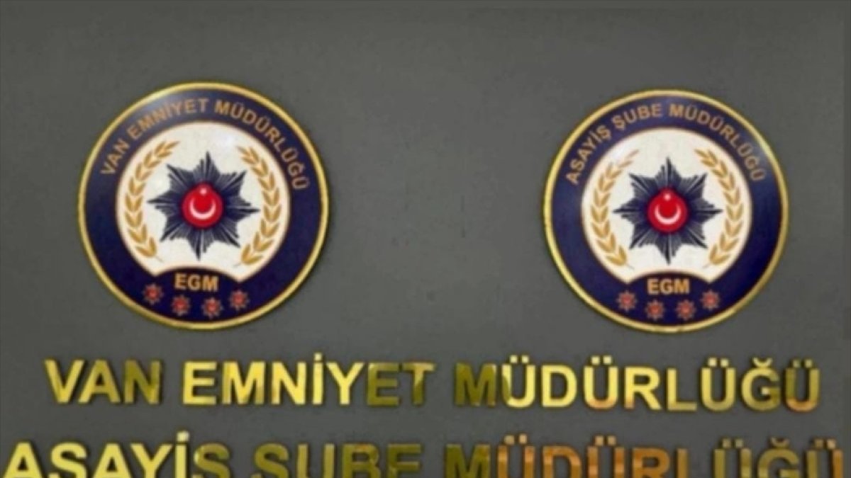 Van'da farklı suçlardan aranan 155 kişi yakalandı