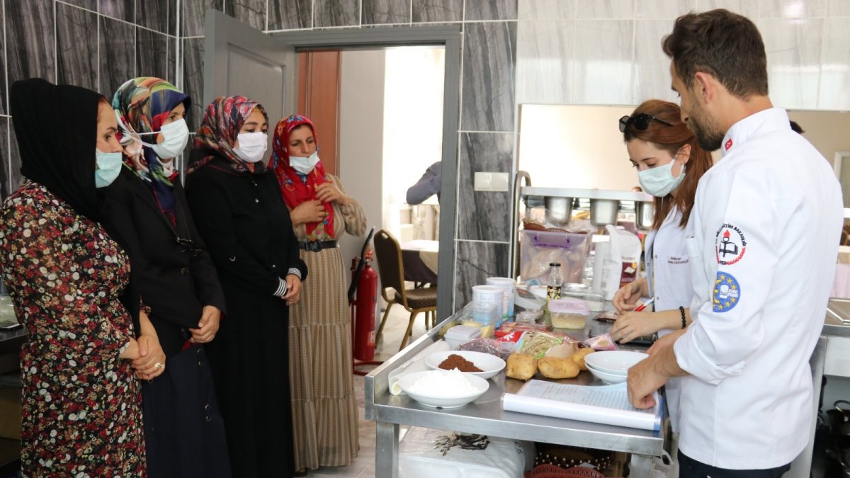 Van'da fenilketonüri hastalarına farkındalık atölyesi