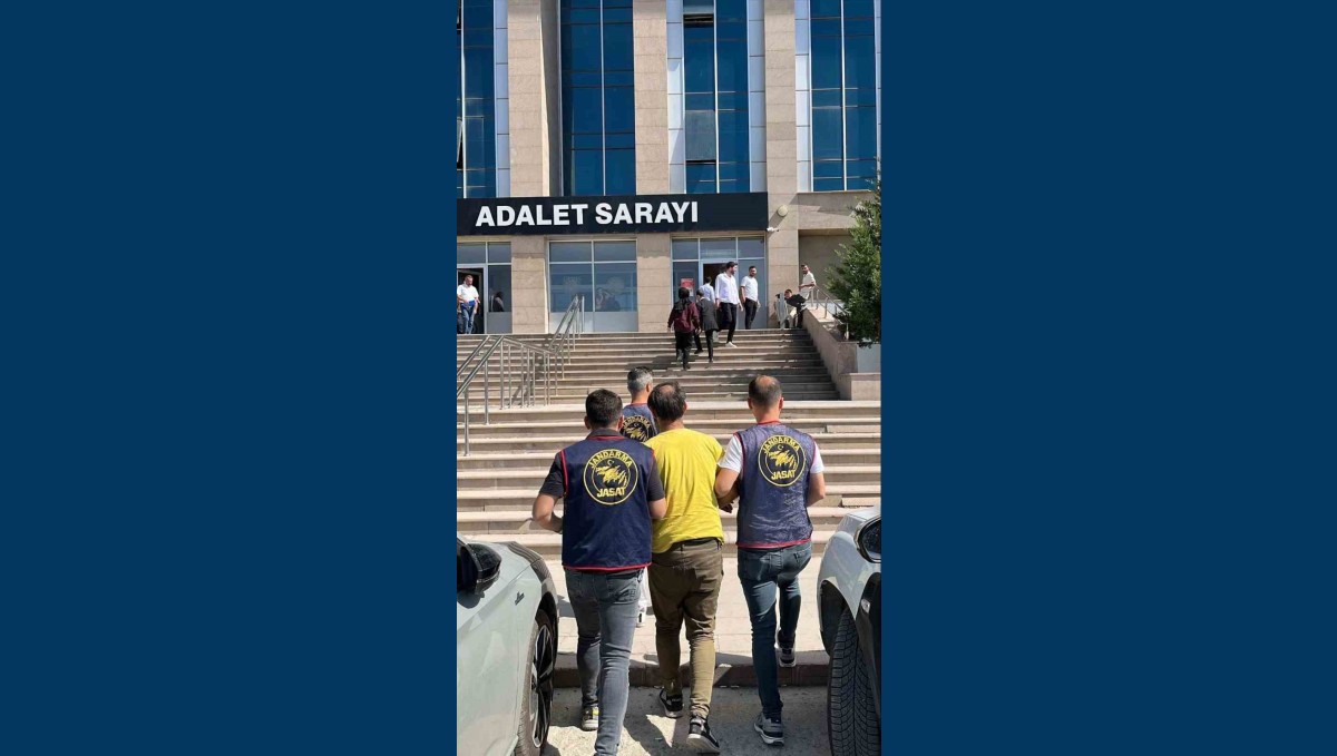 Van'da FETÖ şüphelisi yakalandı