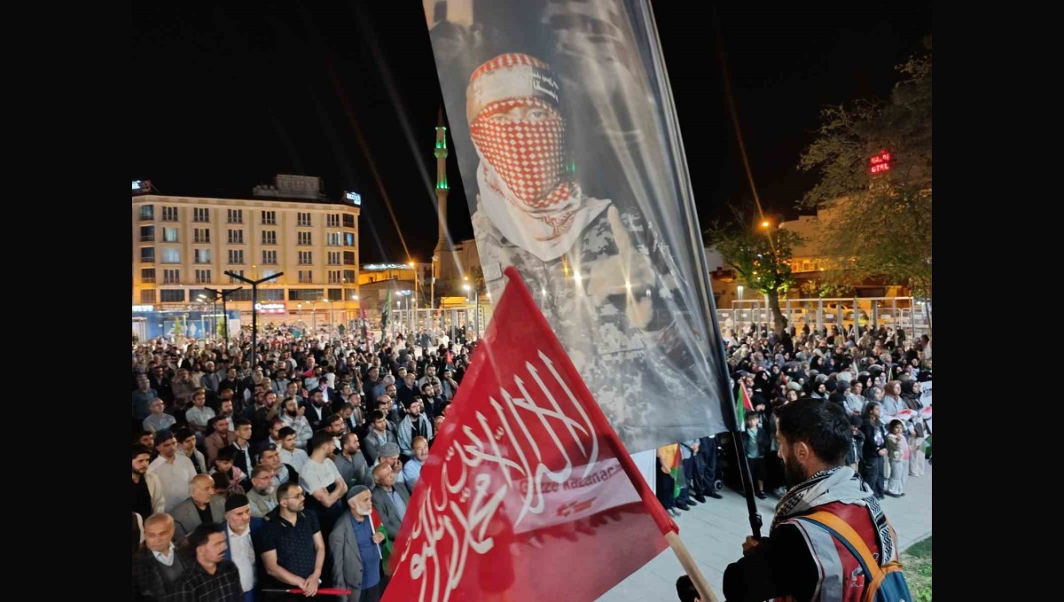 Van'da Filistin'e destek yürüyüşü düzenlendi