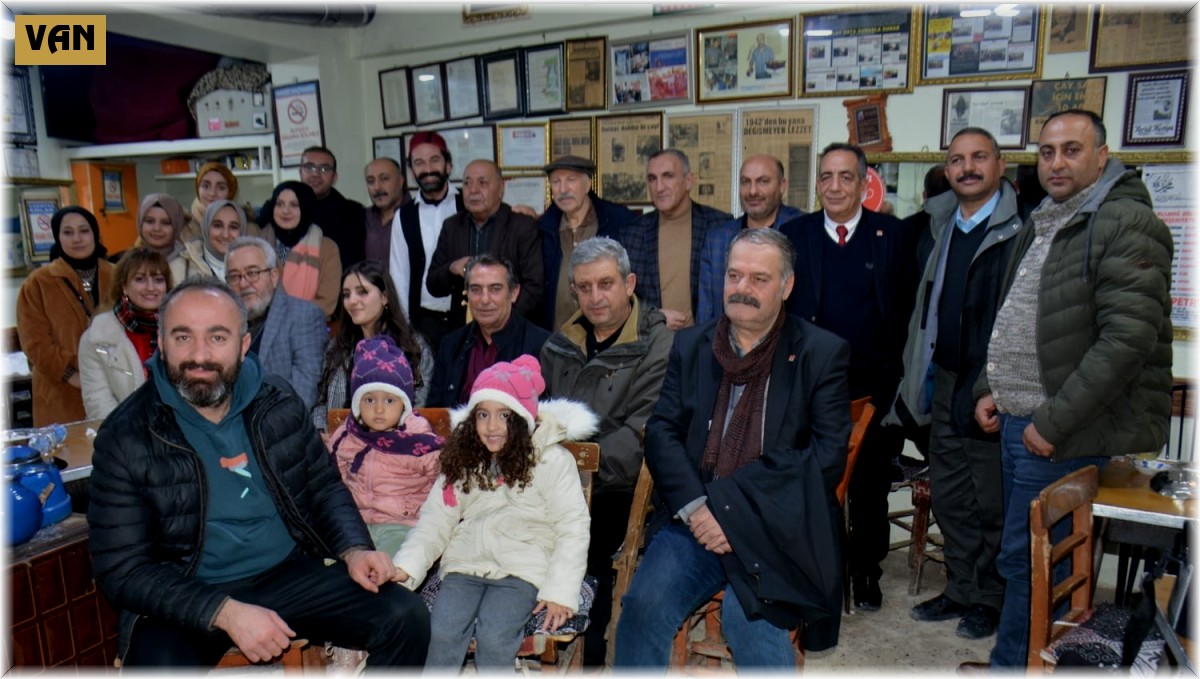 Van'da 'Gelenekten Geleceğe Hikaye, Türkü ve Şiir Geceleri'