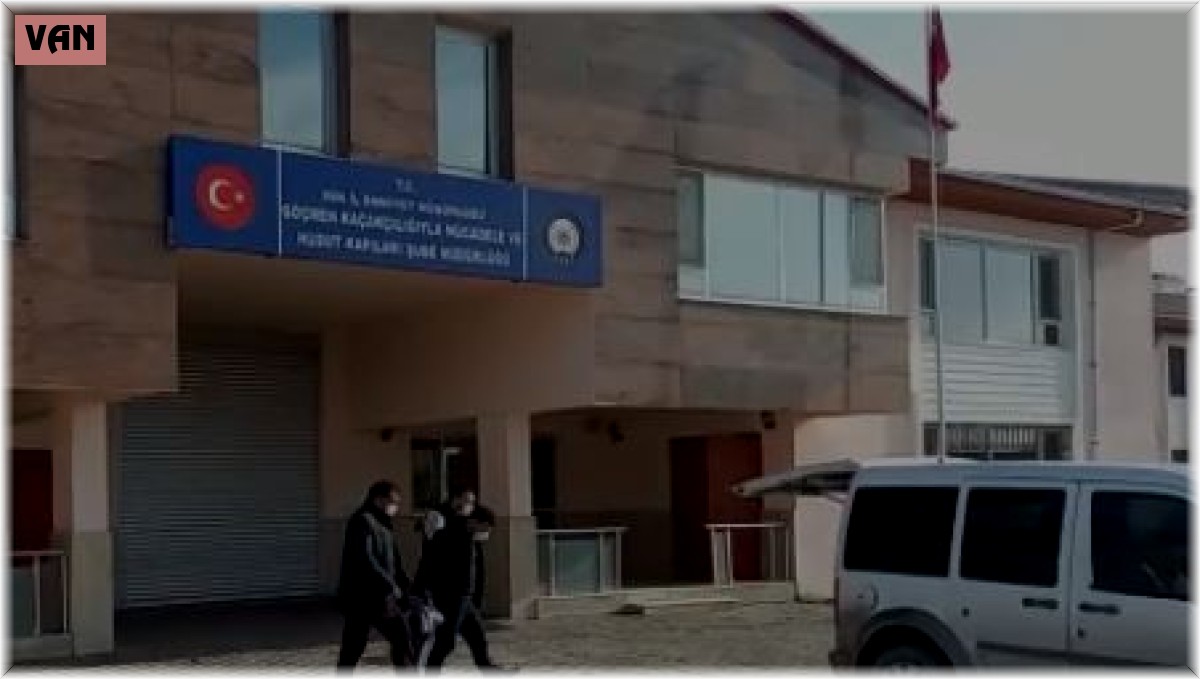 Van'da göçmen kaçakçılığı yapan 8 organizatör yakalandı