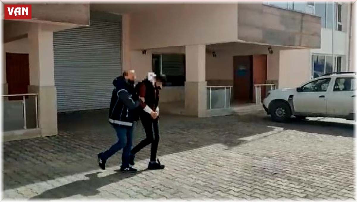 Van'da göçmen kaçakçısı 4 organizatör tutuklandı