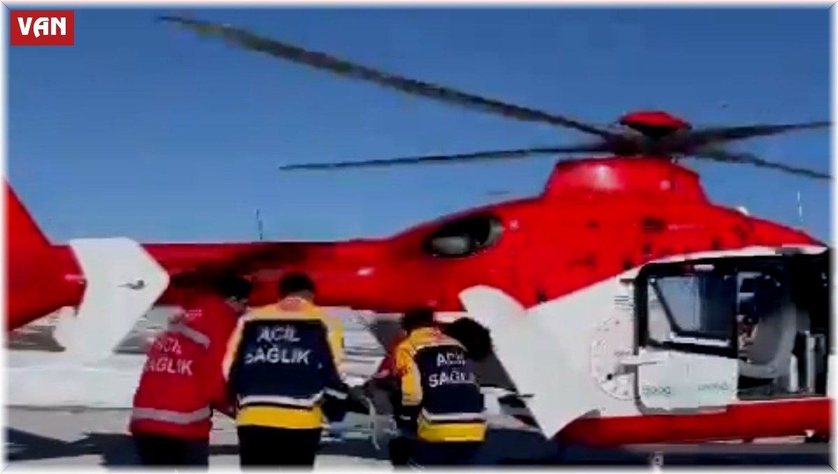 Van'da göğüs ağrısı olan hasta için helikopter havalandı