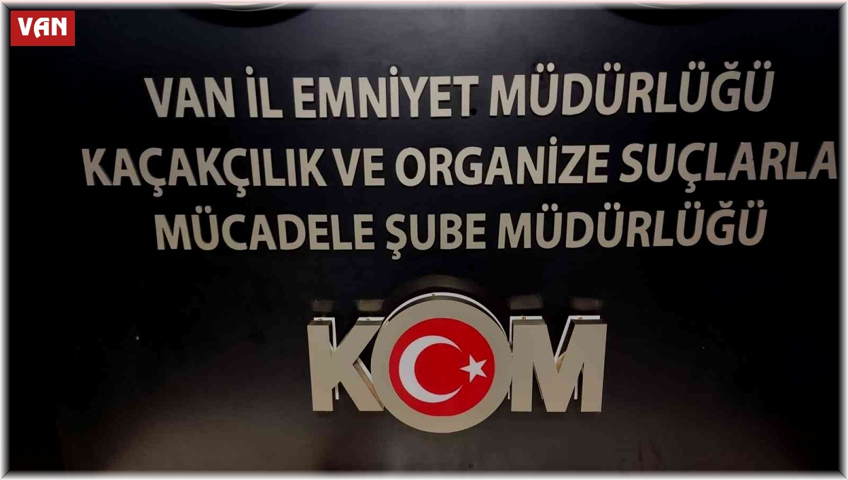 Van'da gümrük kaçağı malzeme, uyuşturucu hap ve sikke ele geçirildi