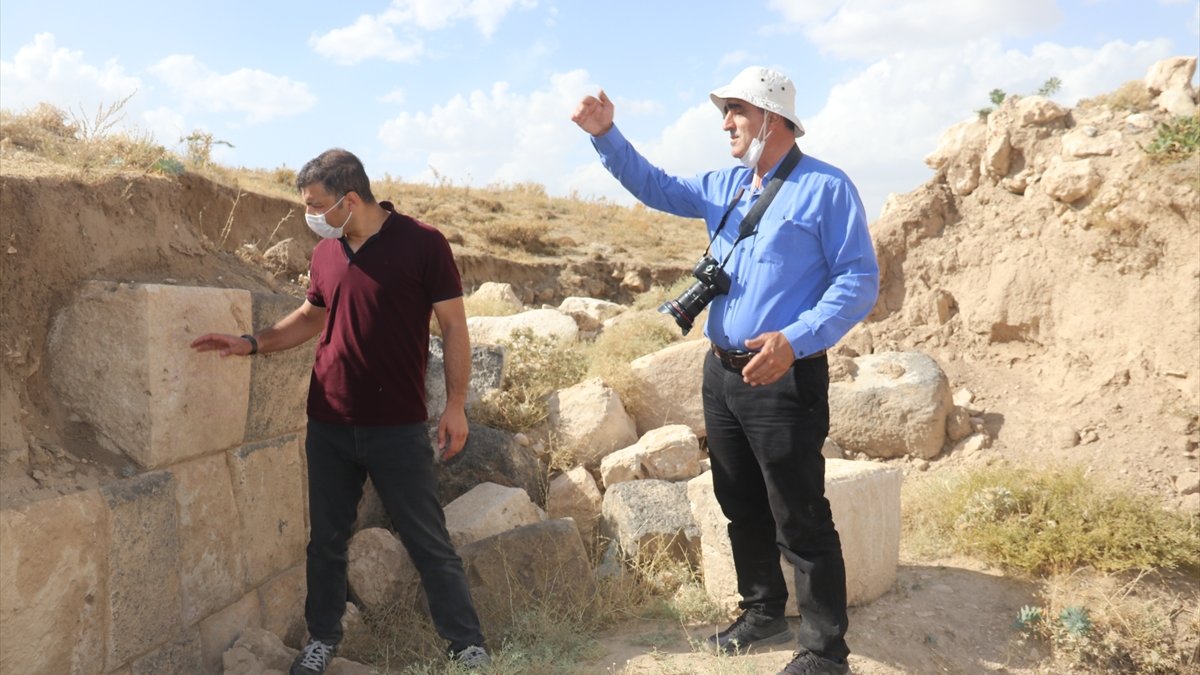 Van'da ızgara planlı antik kent gün yüzüne çıkarılıyor