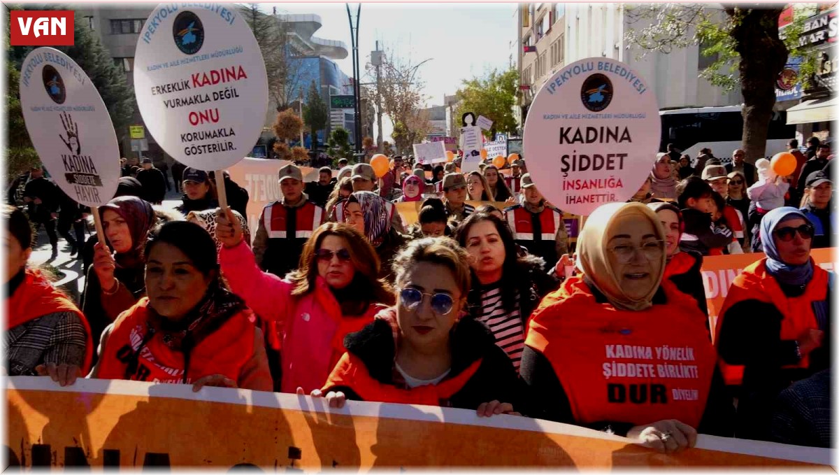 Van'da "Kadına Şiddete Hayır" yürüyüşü yapıldı
