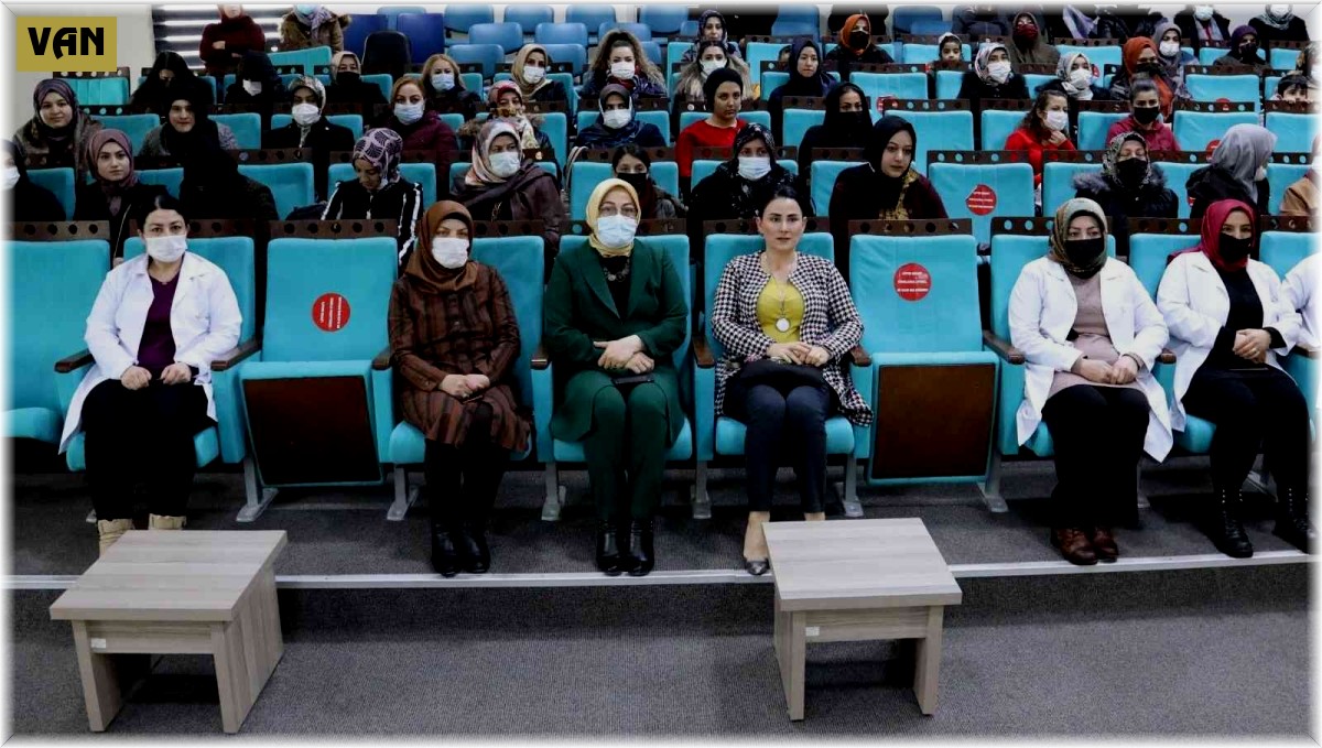 Van'da "Kadınların Toplumdaki Yeri ve Önemi" konulu seminer