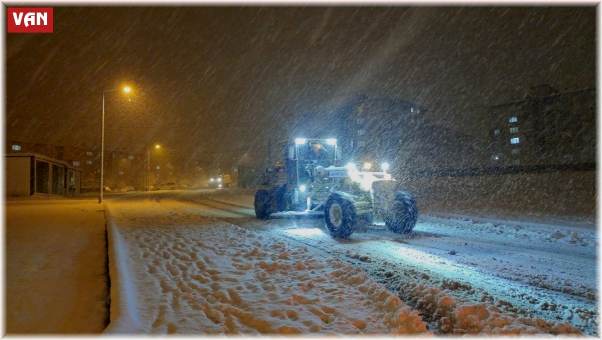 Van'da kapalı olan 73 yerleşim yerinin yolu ulaşıma açılıyor