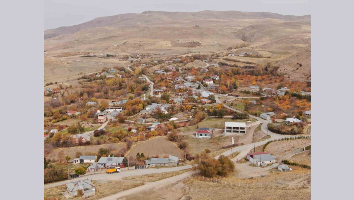 Van'da kartpostallık sonbahar manzaraları