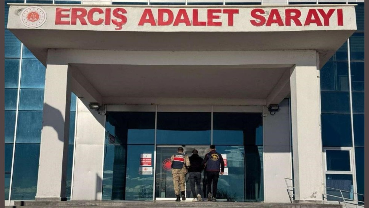Van'da kasten öldürme ve uyuşturucu ticaretinden aranan 2 şahıs tutuklandı