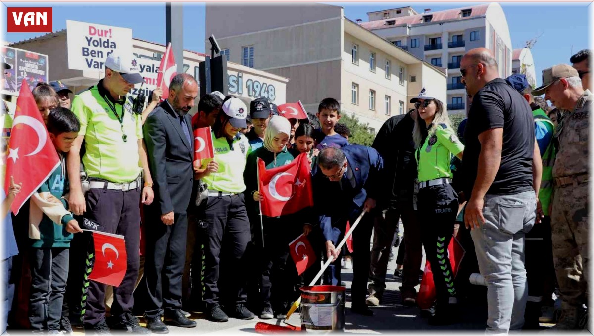 Van'da 'kırmızı çizgi' uygulaması