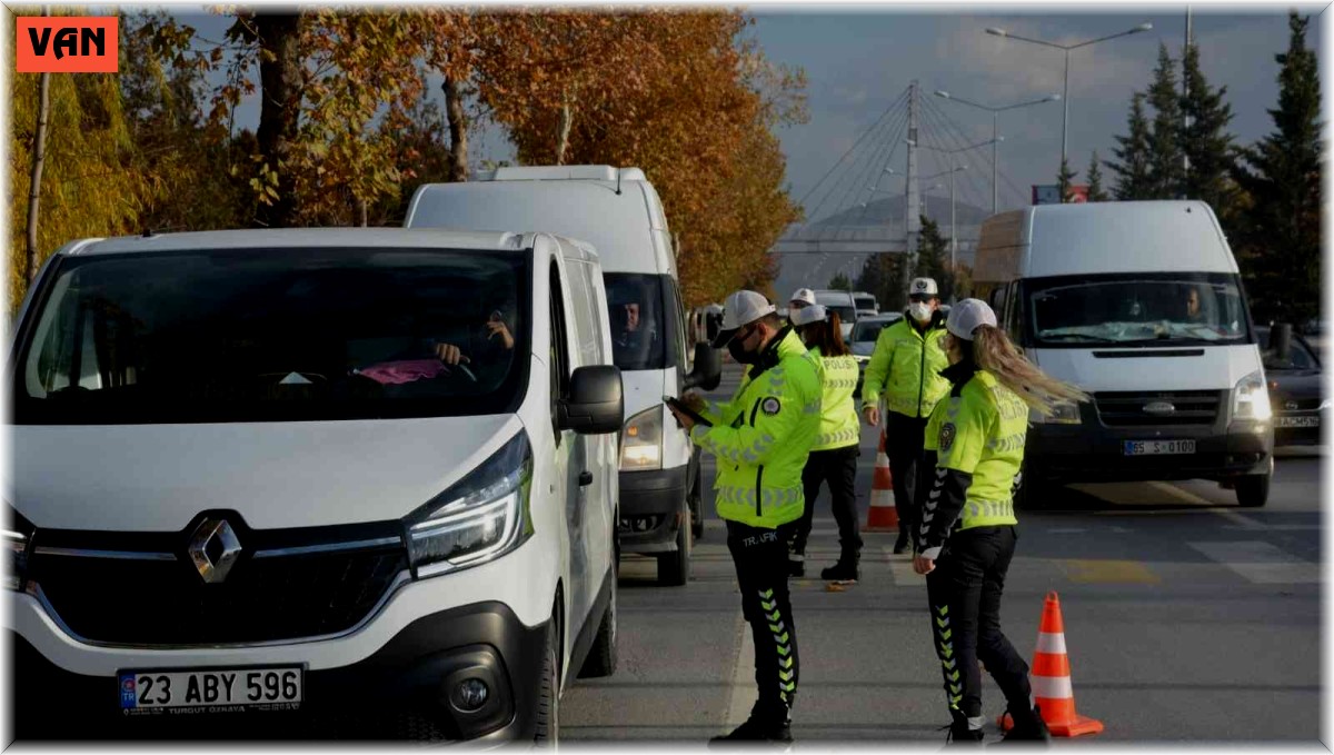 Van'da kış lastiği denetimi