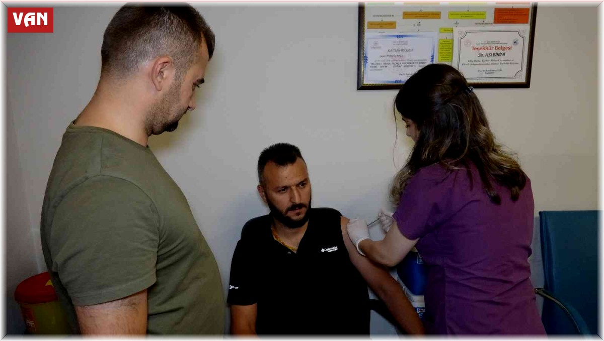 Van'da korona virüs 'hatırlatma dozu' çağrısı