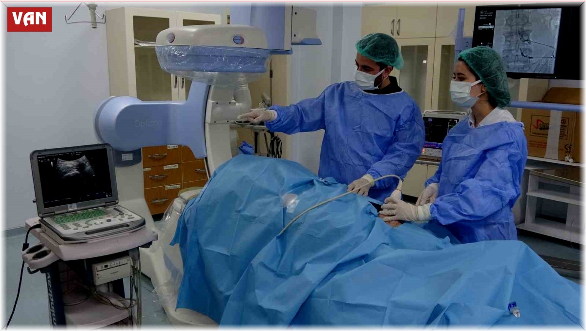 Van'da kronik ağrılar tedavi ediliyor