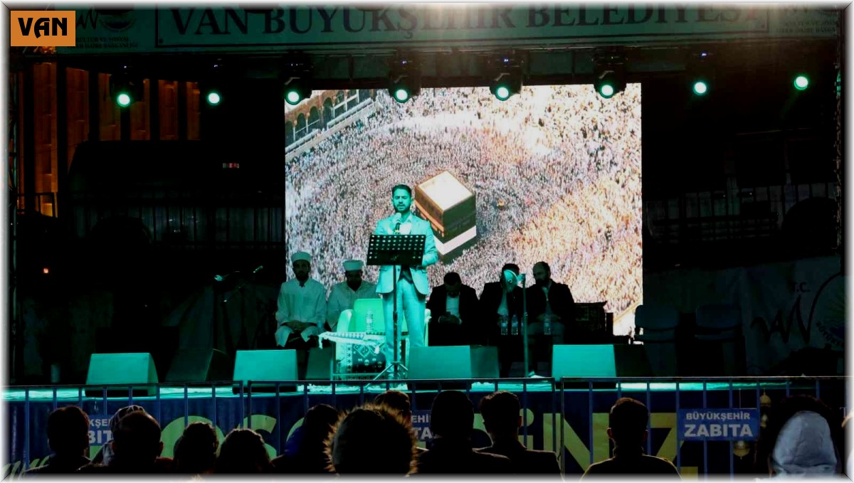 Van'da Kur'an ziyafeti ve kaside programı