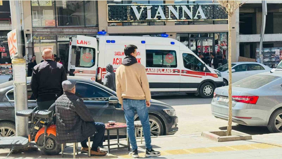 Van'da mağazaya silahlı saldırı: 1 ölü, 3 yaralı