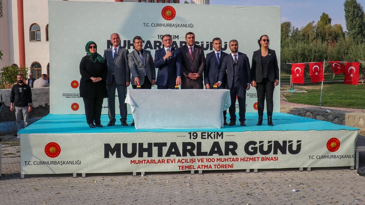 Van'da muhtarlık binasının temeli atıldı