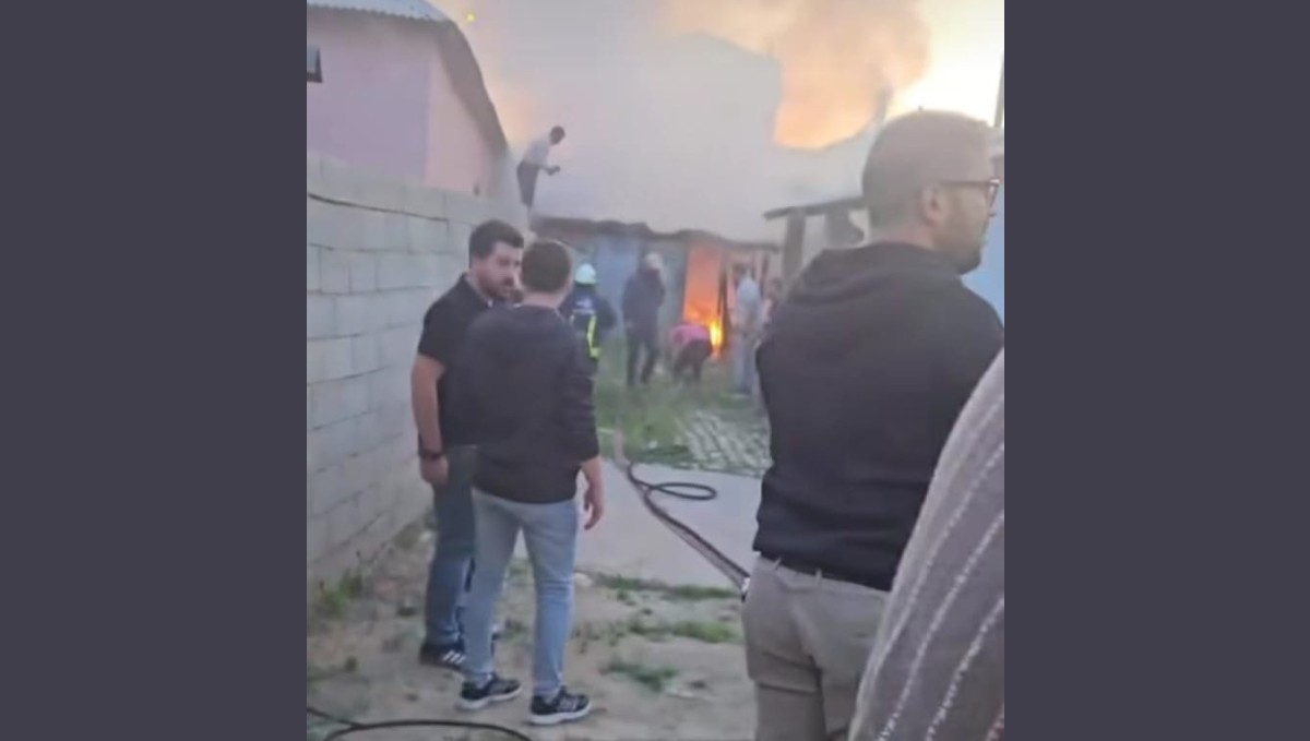 Van'da odunluk yangını