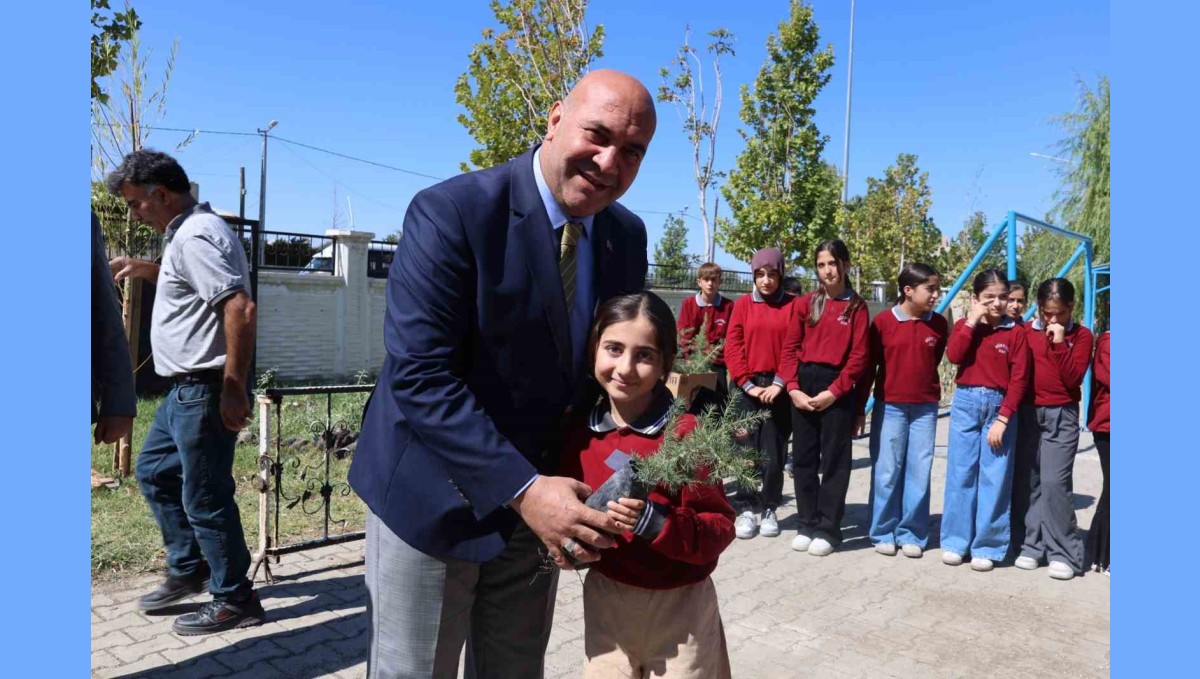 Van'da öğrenciler geleceğe nefes oluyor