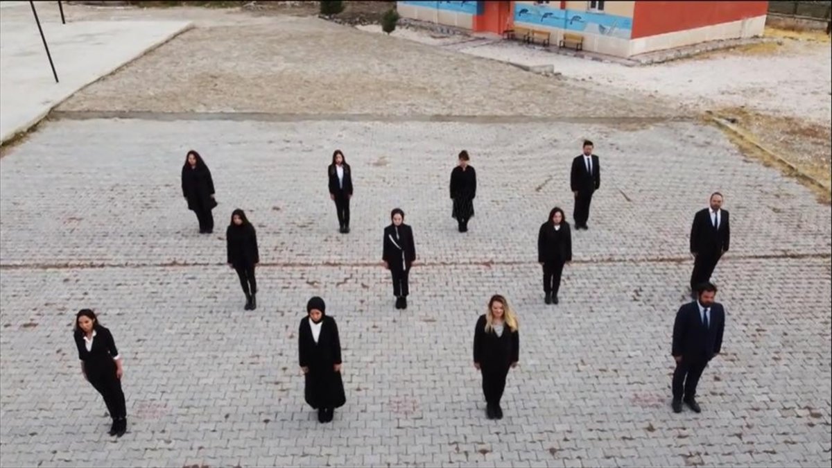 Van'da öğretmenler hazırladıkları kliple Atatürk'ü andı