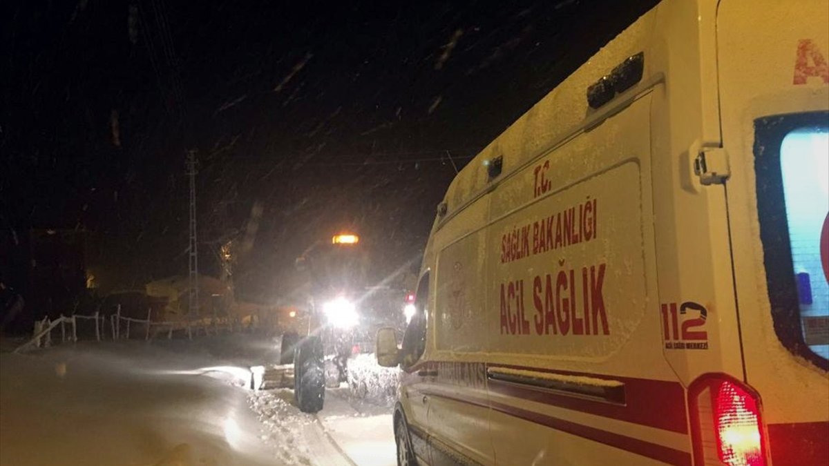 Van'da rahatsızlanan hastaların imdadına ekipler yetişti