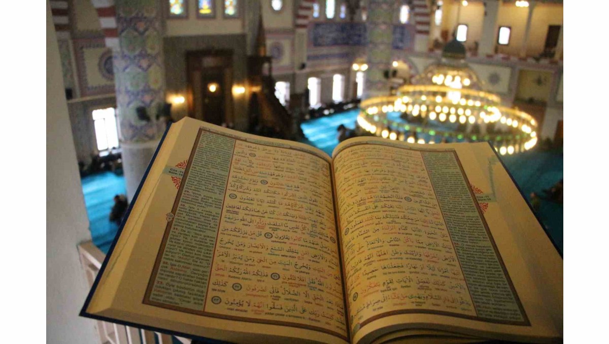 Van'da Ramazan ayının ilk mukabelesi manevi atmosferiyle başladı