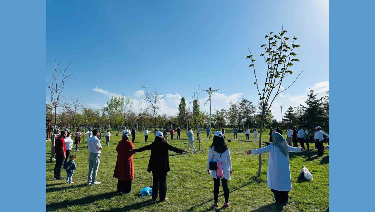 Van'da 'Sağlık için hareket et" yürüyüşü