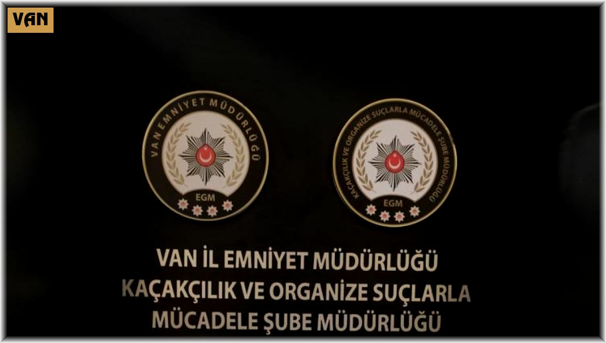 Van'da sahte içki ve cinsel içerikli ürün operasyonu