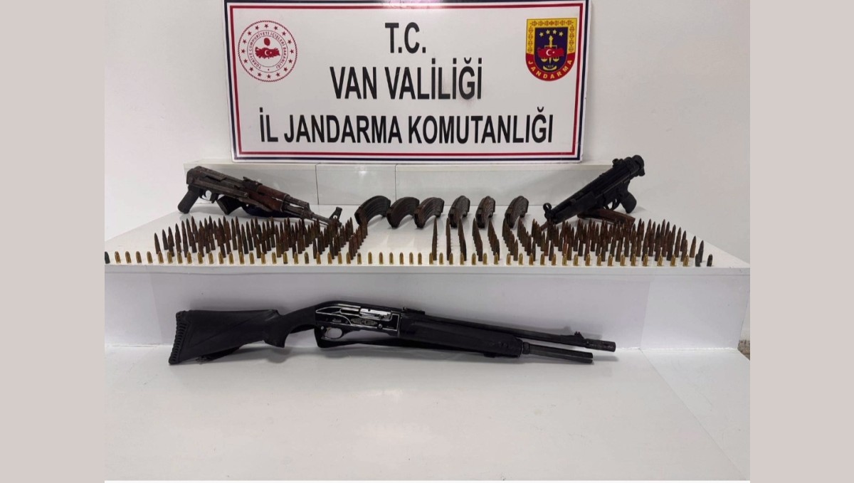 Van'da silah ve mühimmat ele geçirildi